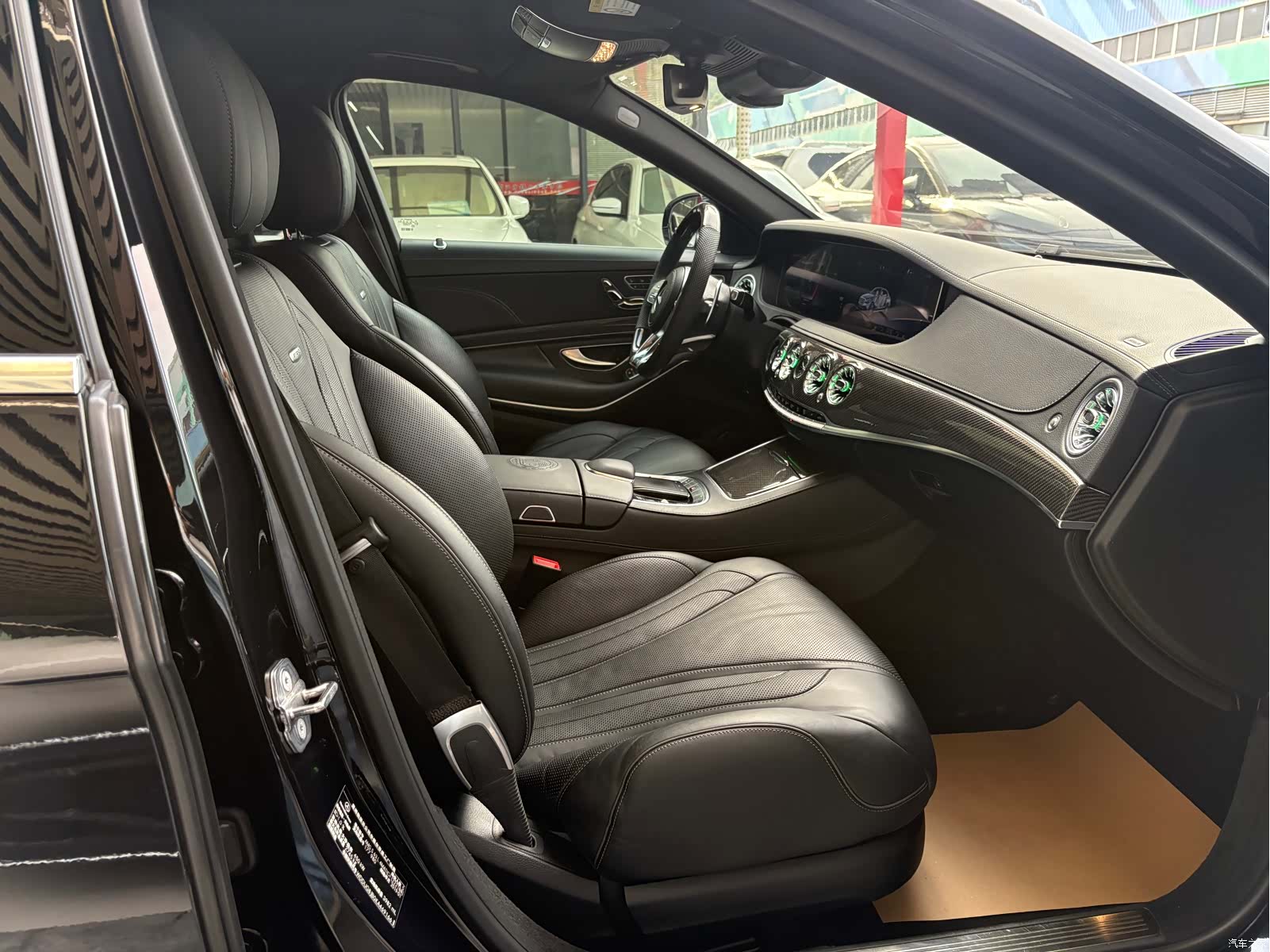 Mercedes-Benz S-Class, 2019 12
