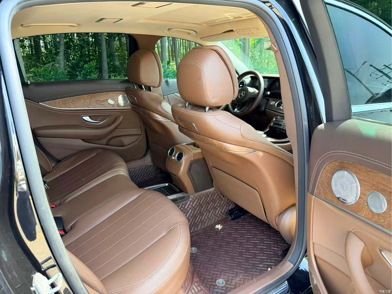Mercedes-Benz E-Class, 2018 8