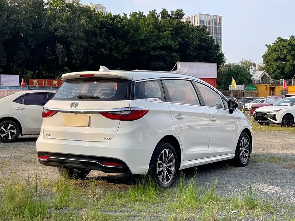 BYD Song MAX BYD Song MAX