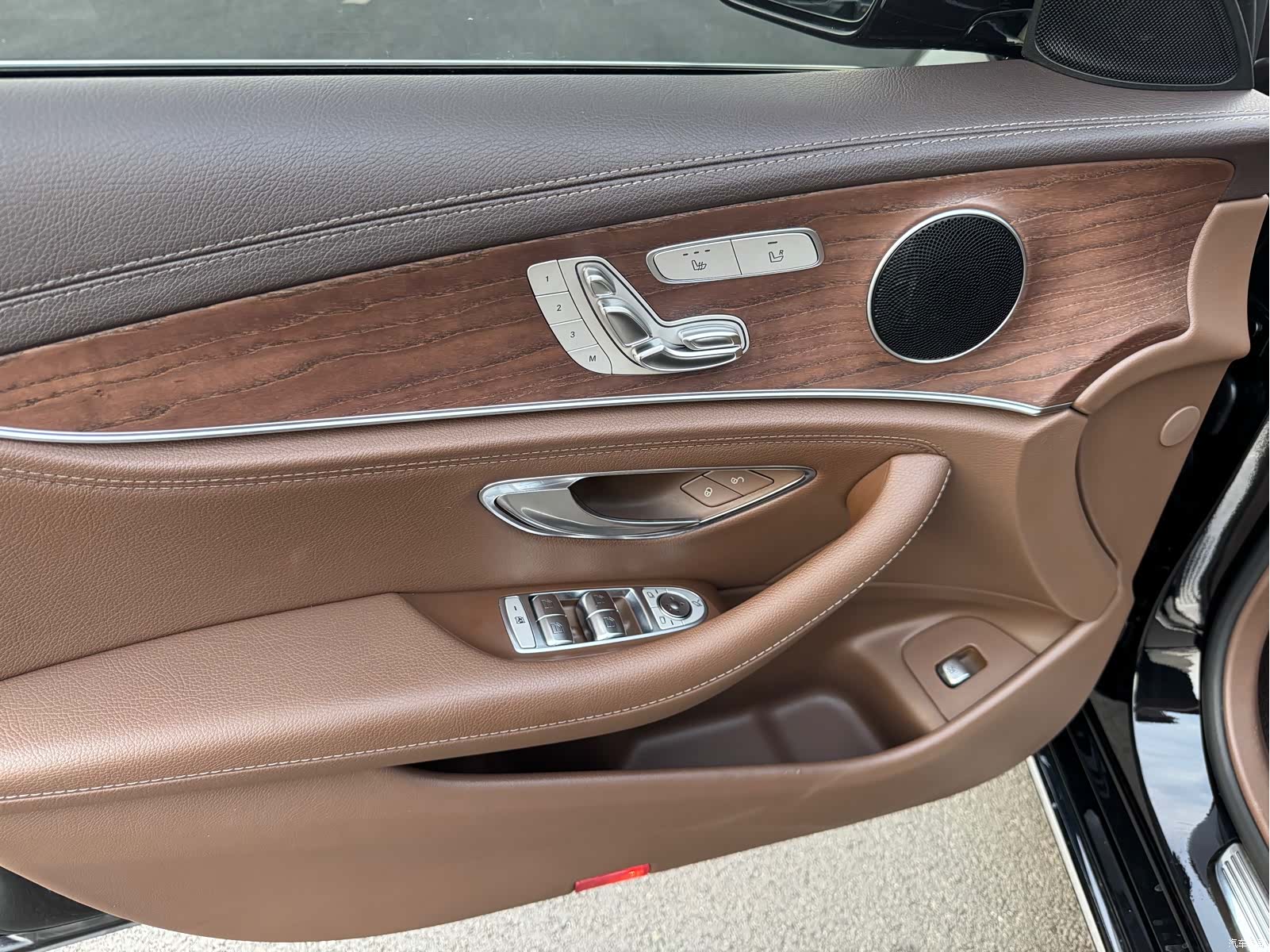 Mercedes-Benz E-Class, 2019 10