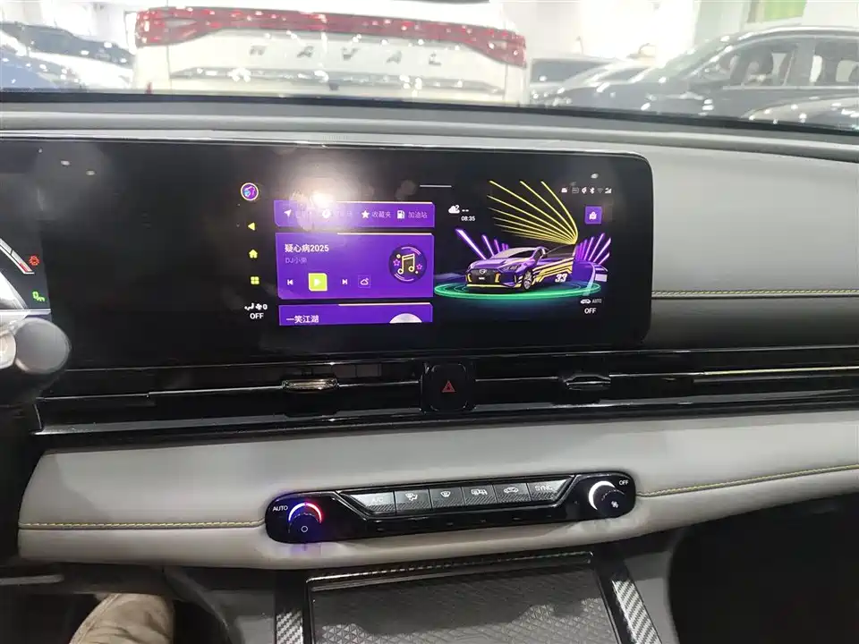 Trumpchi Shadow Leopard