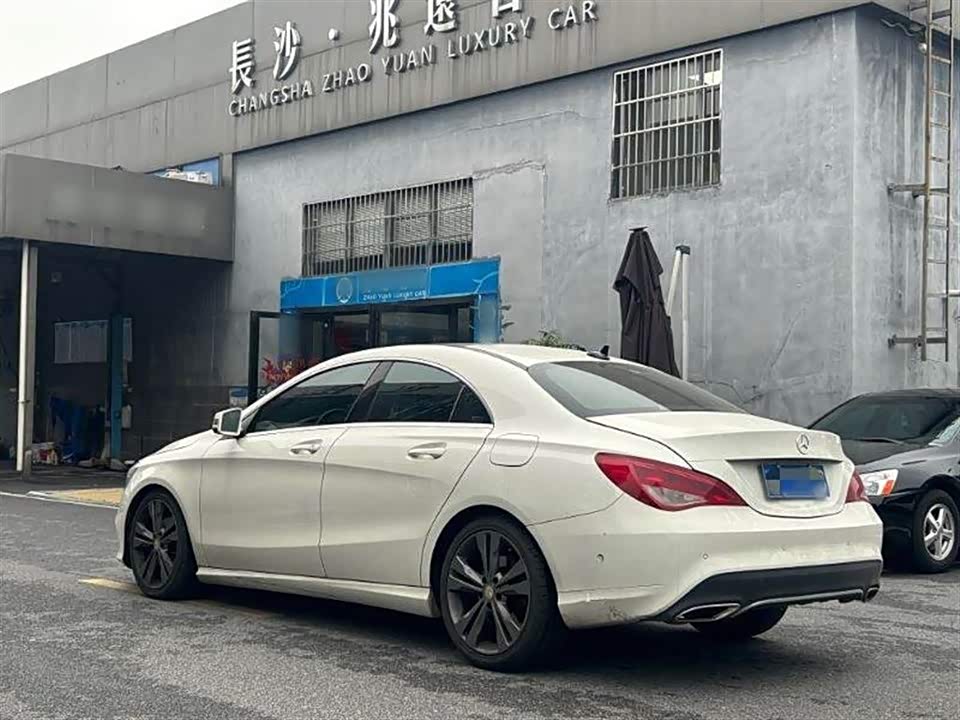 Mercedes-Benz CLA