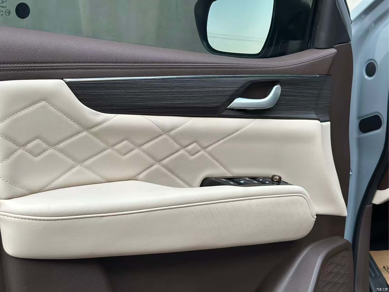 Nissan M9T, 2022 13