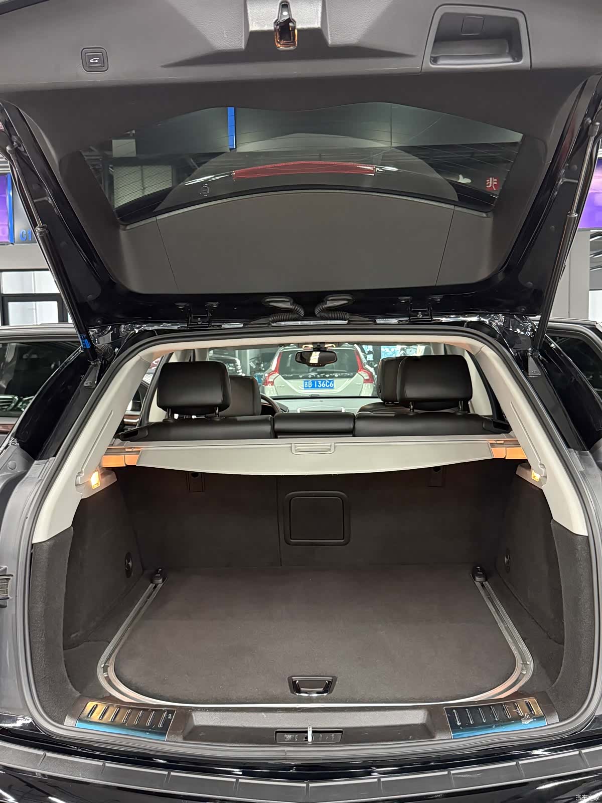 Cadillac SRX, 2014 14