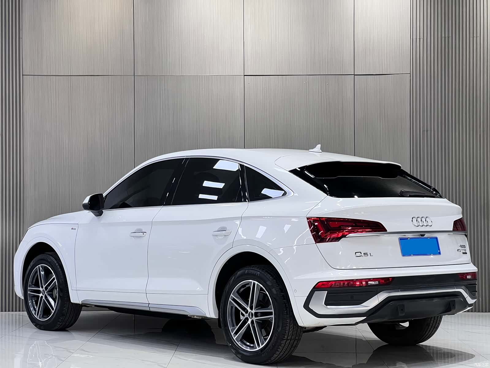 Audi Q5L, 2023 6