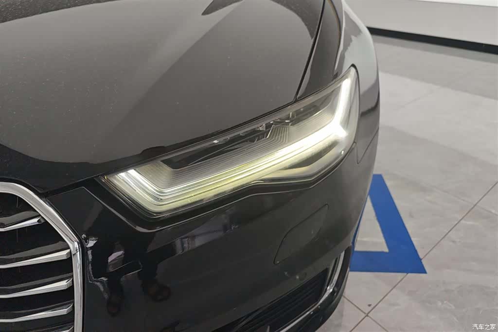 Audi A6L, 2018 все фото
