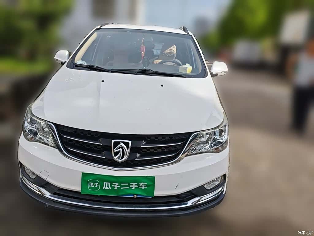 Wuling 730, 2017 3