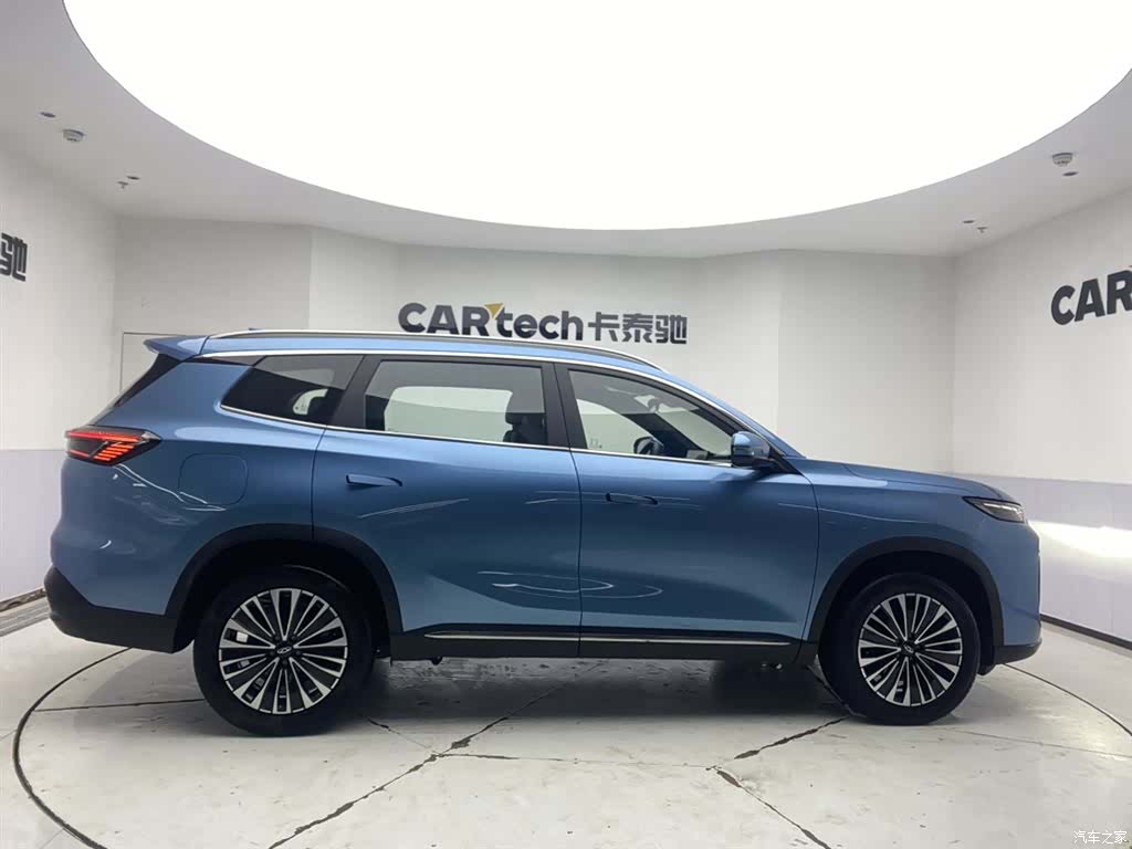 Chery Tiggo 8 Plus, 2025 4