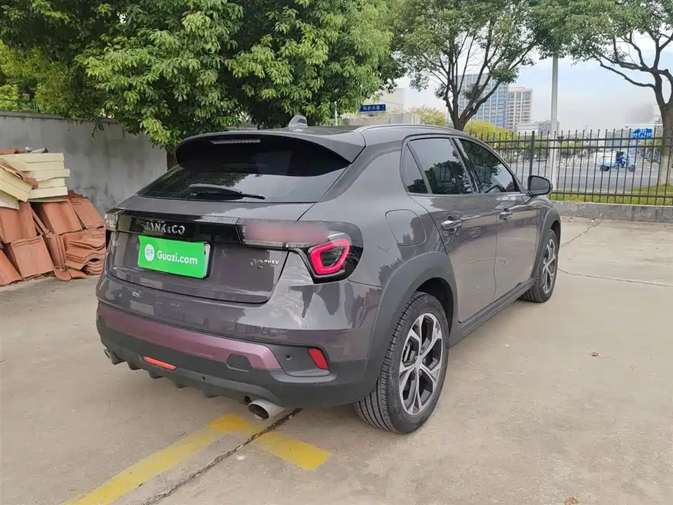 Lynk & Co 02 New energy