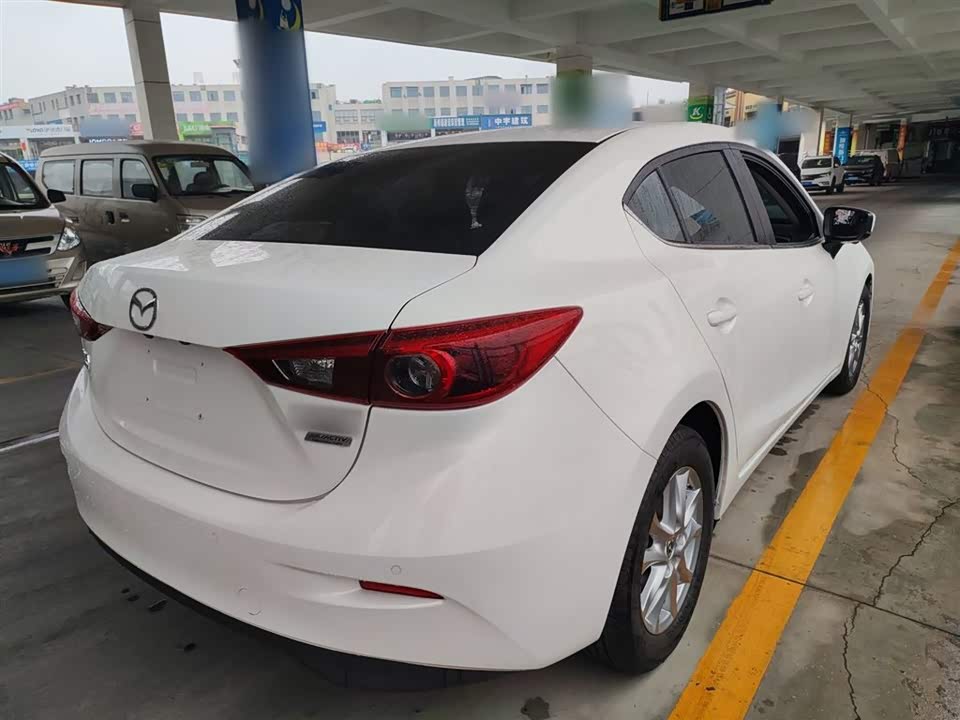Mazda 3 Angkesaila