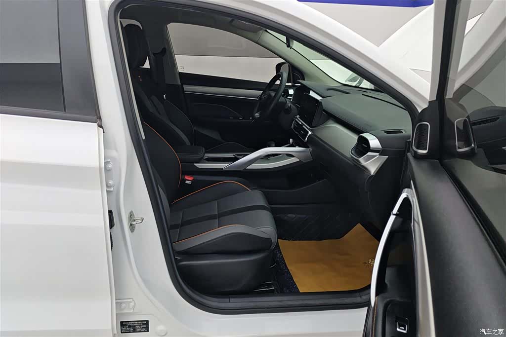 Geely Coolray, 2024 8