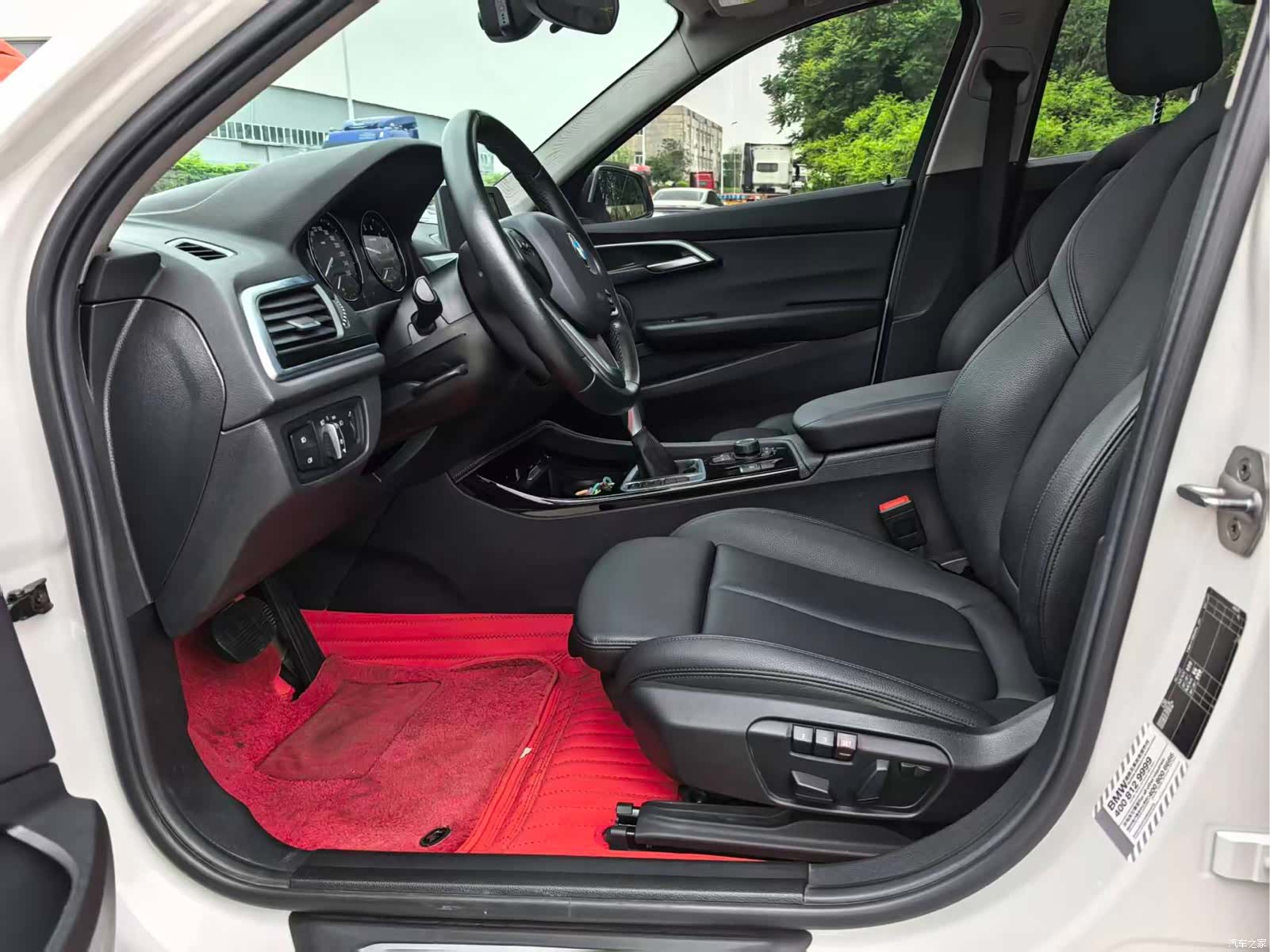 BMW 1 Series, 2019 15