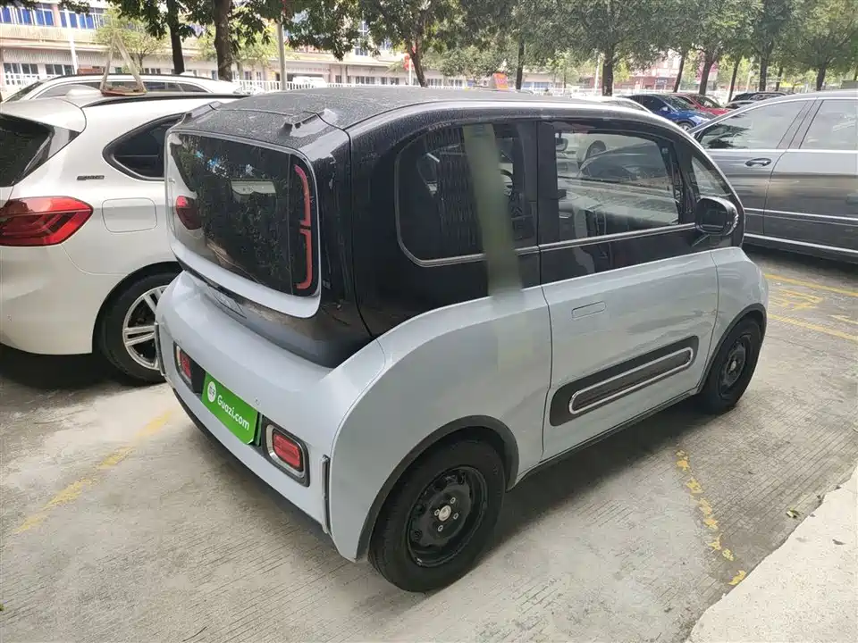 Baoding KiWi EV
