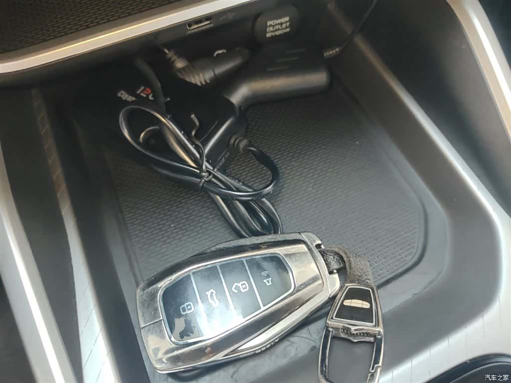 Geely Emgrand, 2024 9