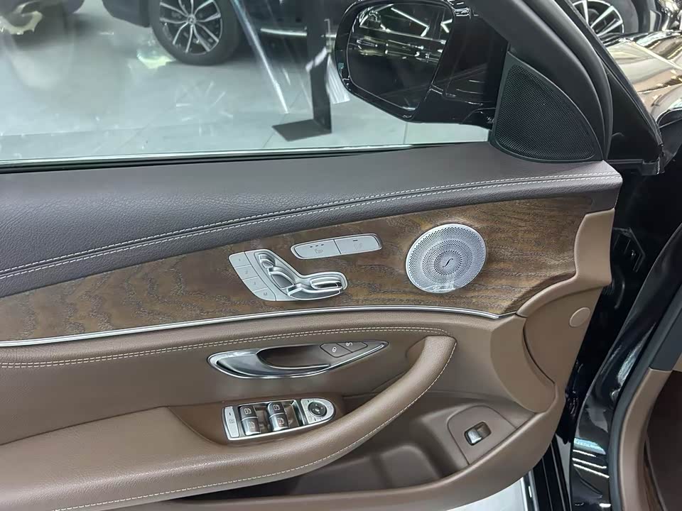 Mercedes-Benz E-class Mercedes-Benz E-class