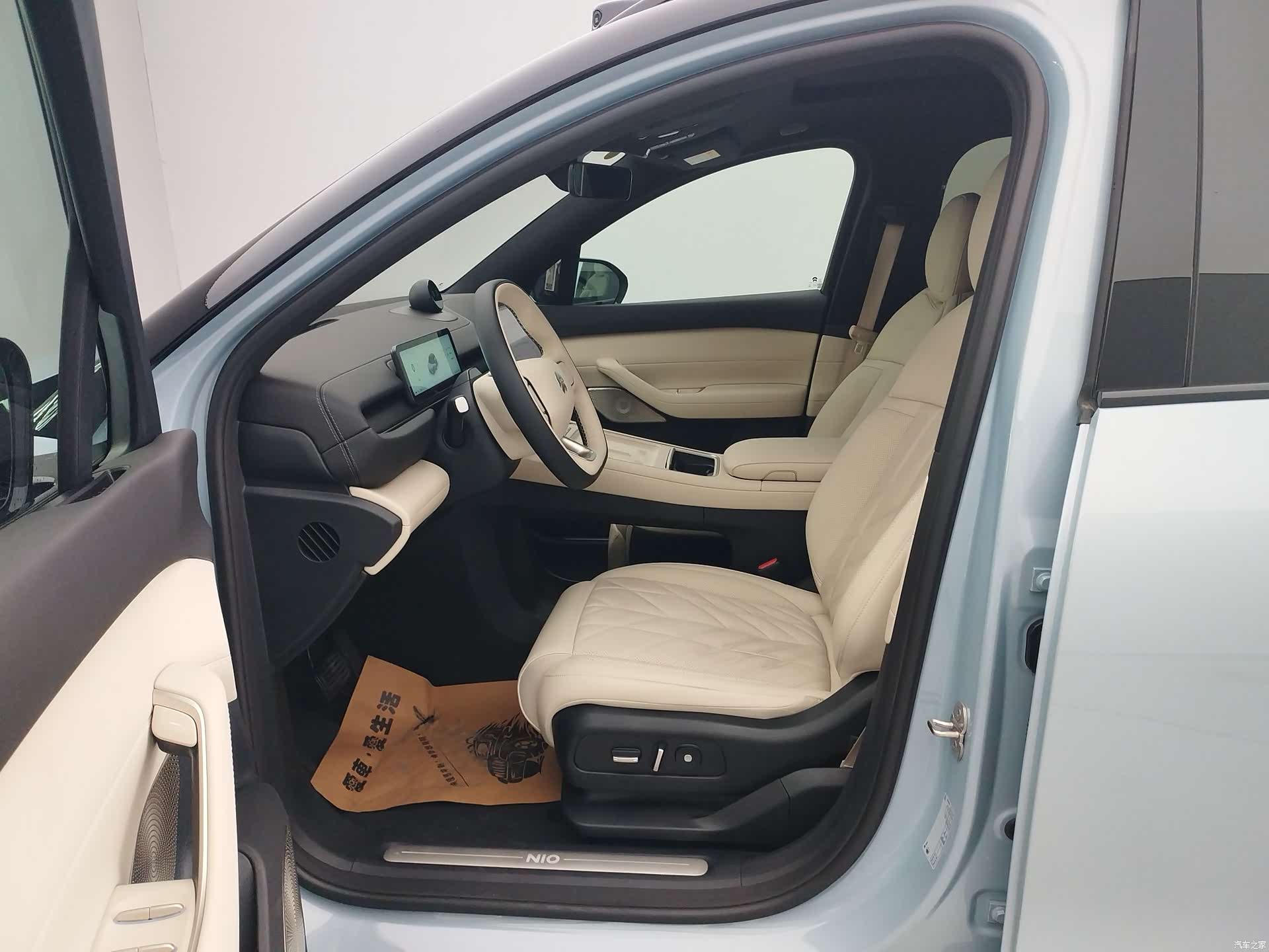 NIO ES6, 2025 10