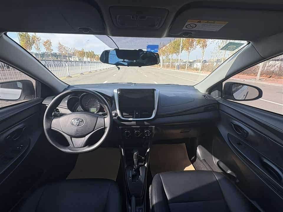 Toyota YARiS L Zhixuan