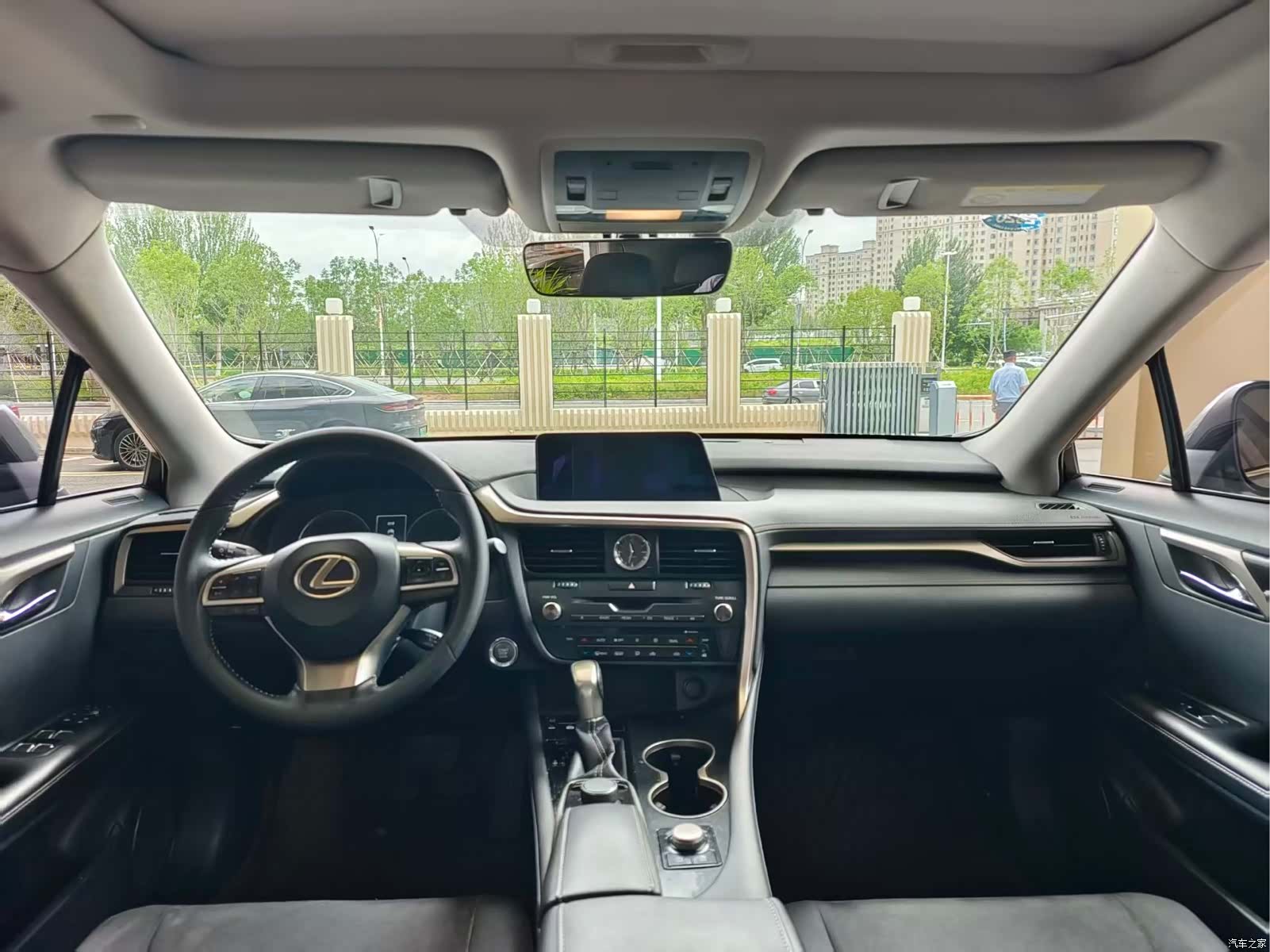 Lexus RX, 2019 3