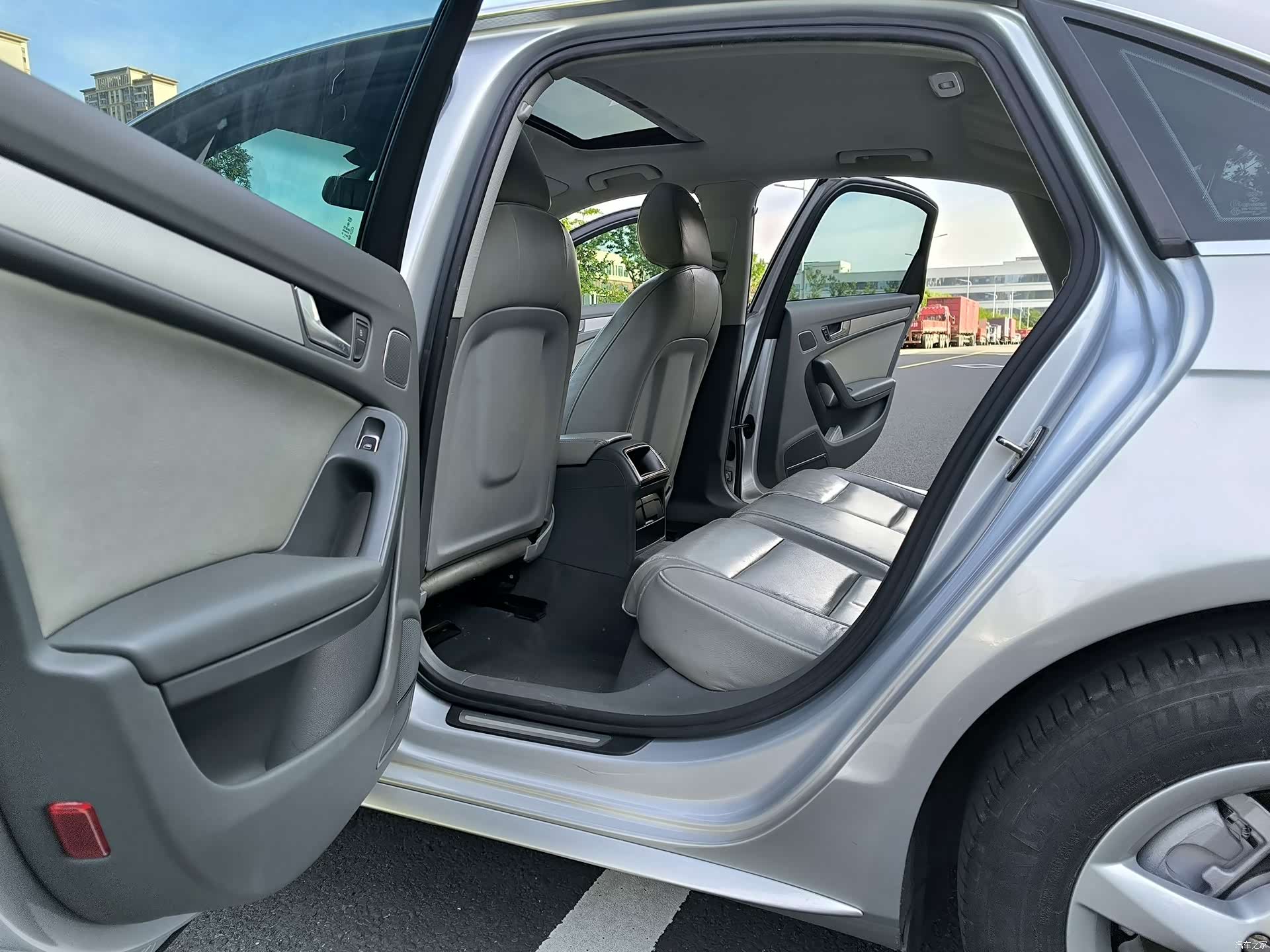 Audi A4L, 2014 10