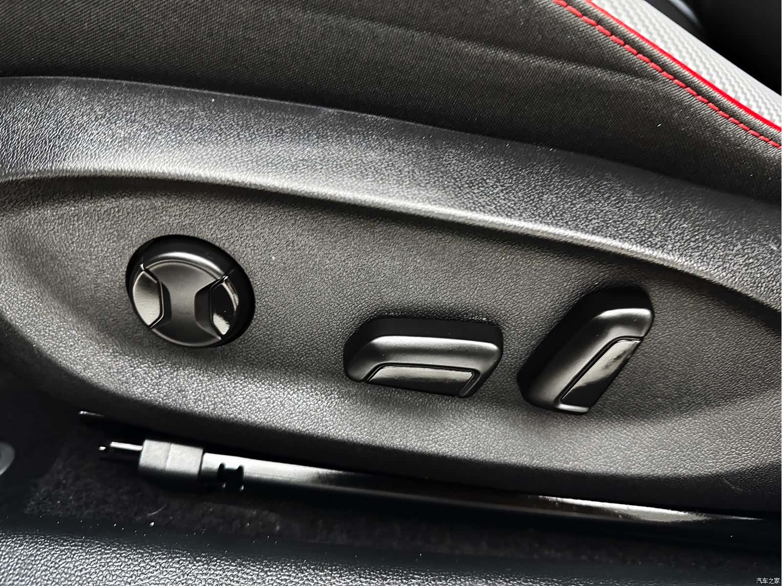 Volkswagen Lamando, 2023 13