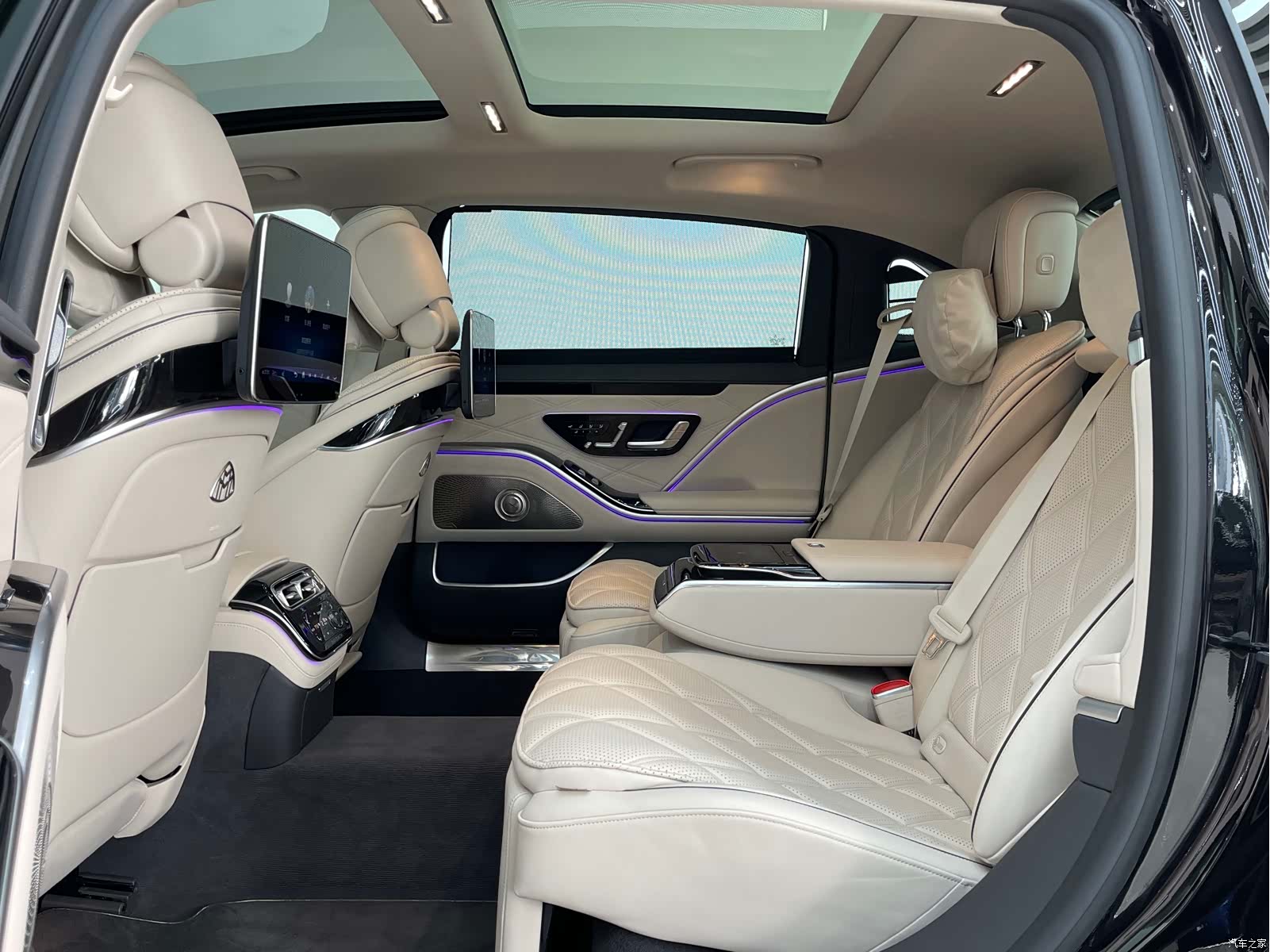 Maybach S-Class, 2024 12