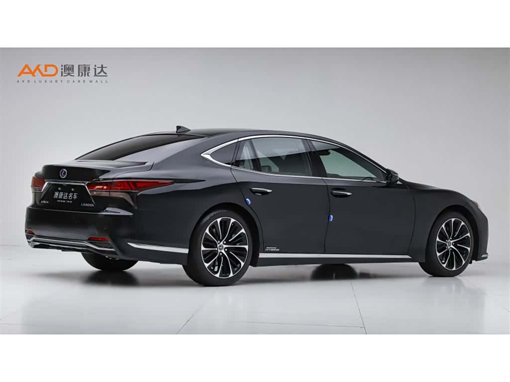 Lexus LS, 2021 3