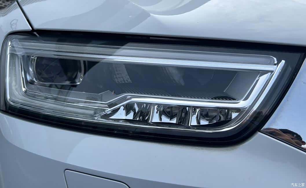 Audi Q3, 2018 12