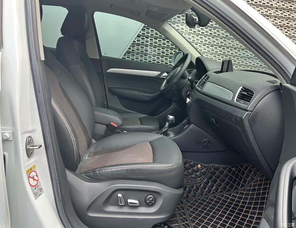 Audi Q3, 2018 10