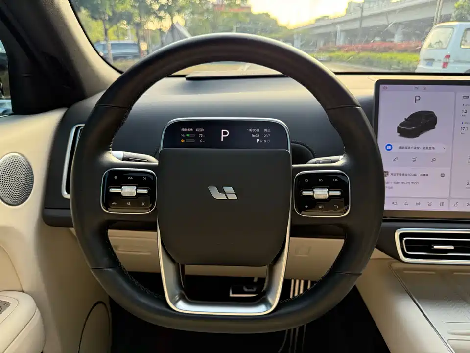 Li Auto Ideal L7