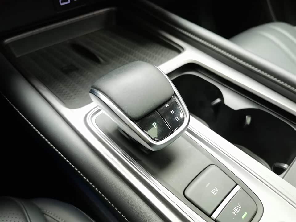 Chery Fulwin Fengyun A8