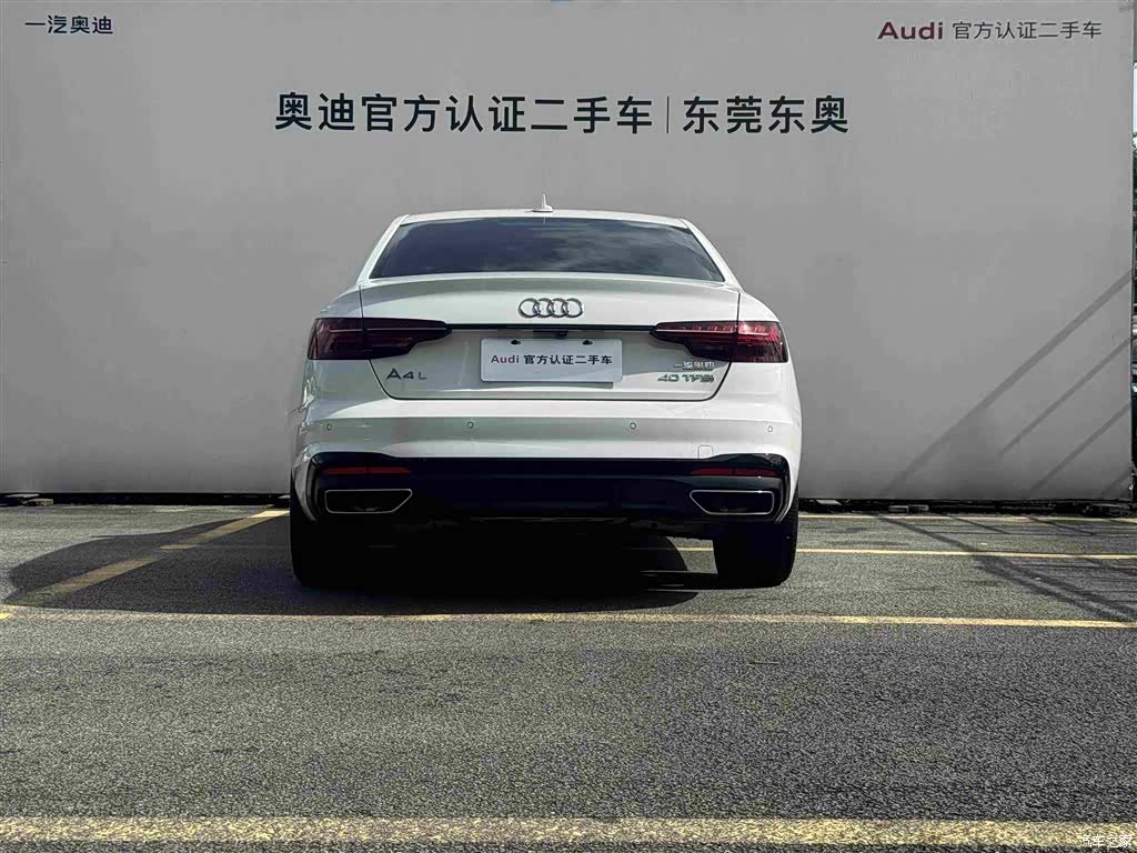 Audi A4L, 2023 все фото