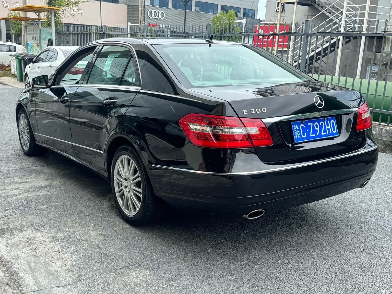 Mercedes-Benz E-Class, 2011 все фото