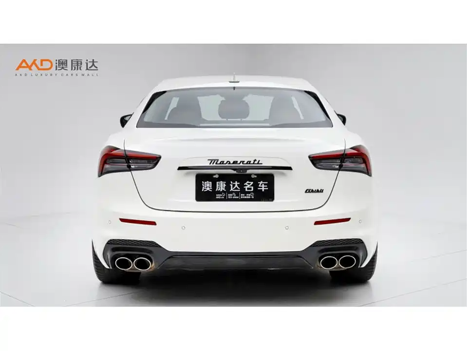 Maserati Ghibli Maserati Ghibli