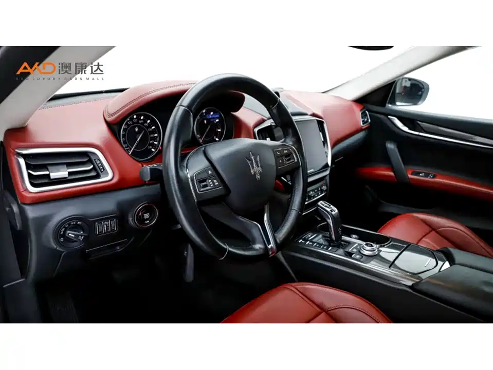 Maserati Ghibli Maserati Ghibli