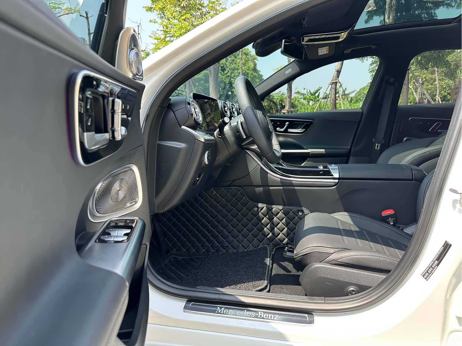 Mercedes-Benz C-Class, 2025 7