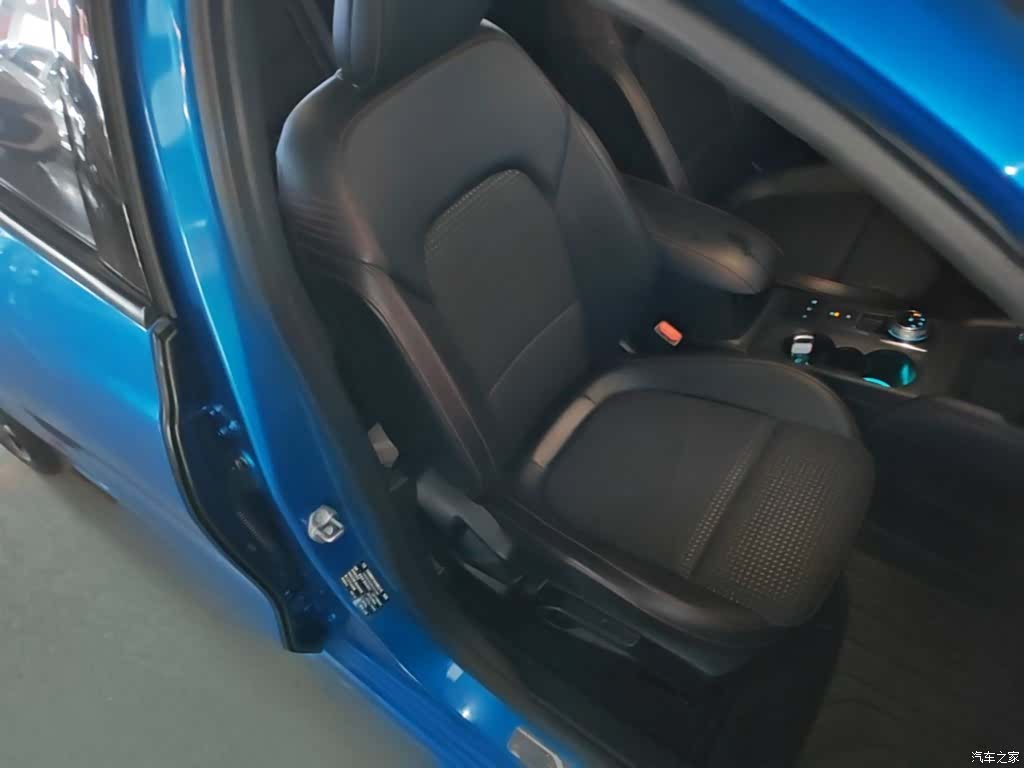 Ford Focus, 2022 25