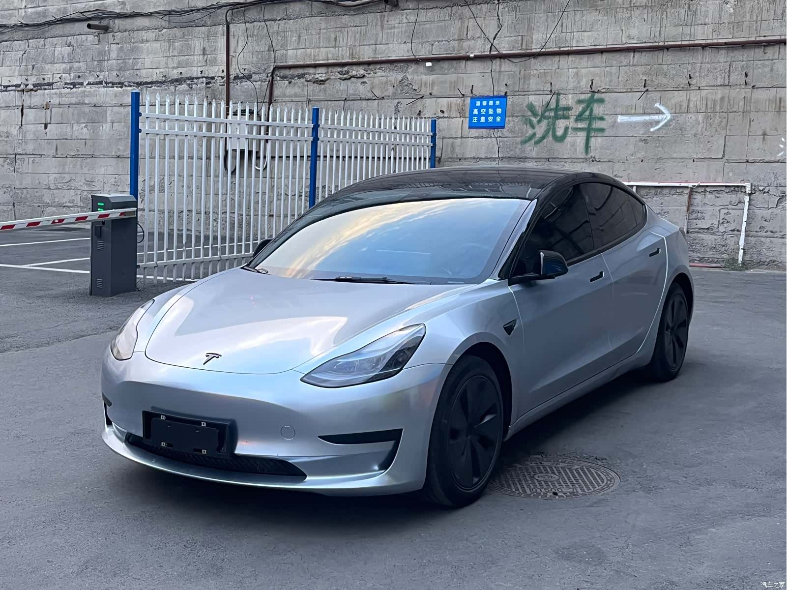 Tesla Model 3, 2023 3