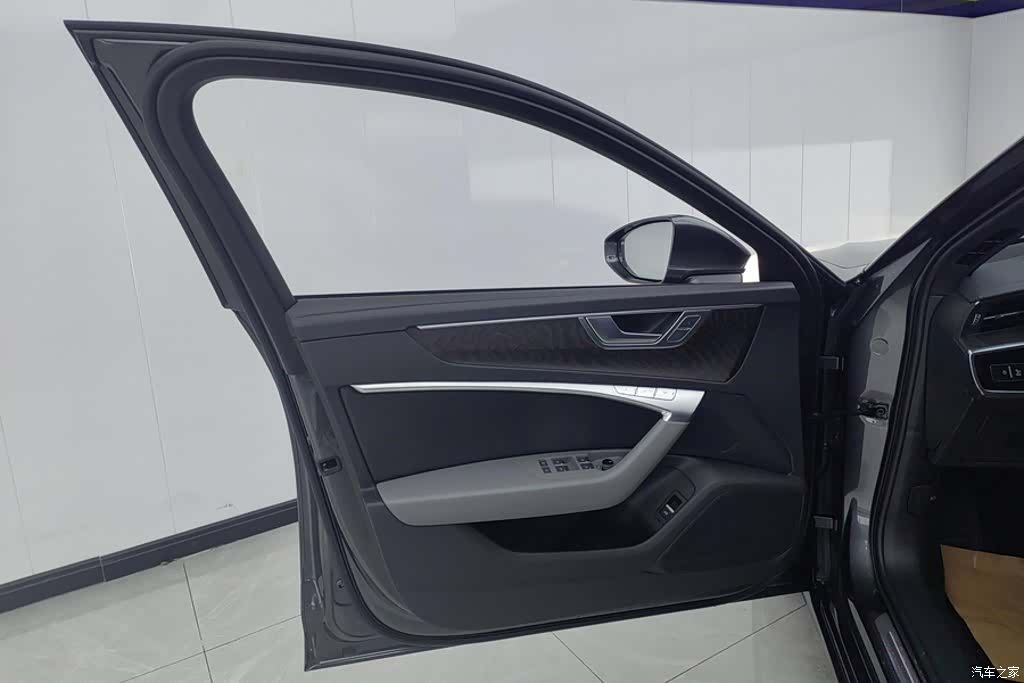 Audi A6L, 2023 7