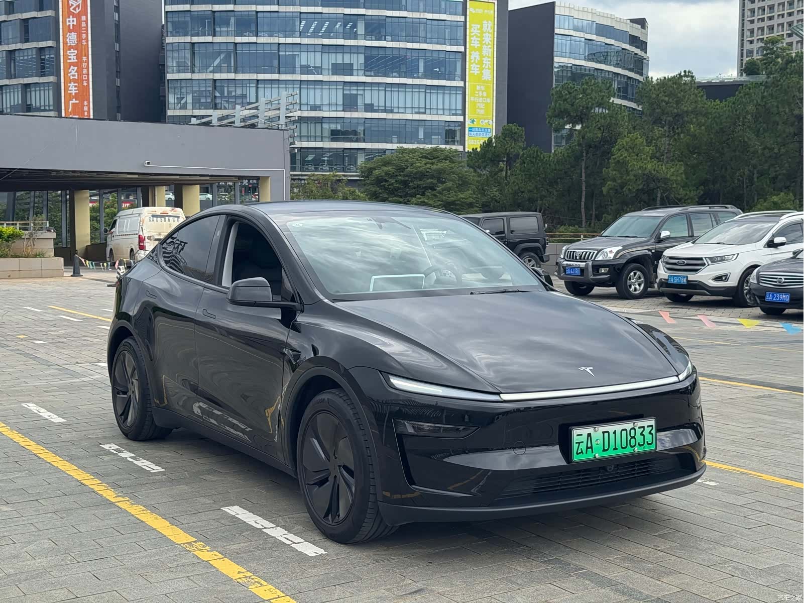Tesla Model Y, 2025 3