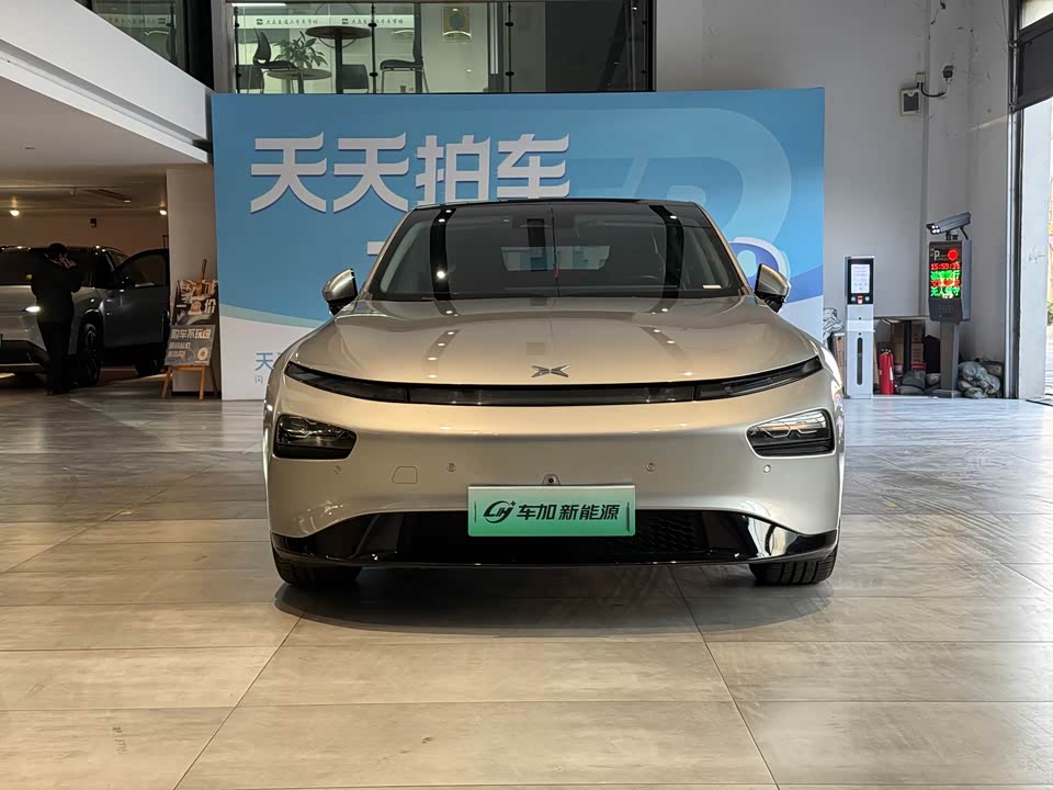 XPENG P7