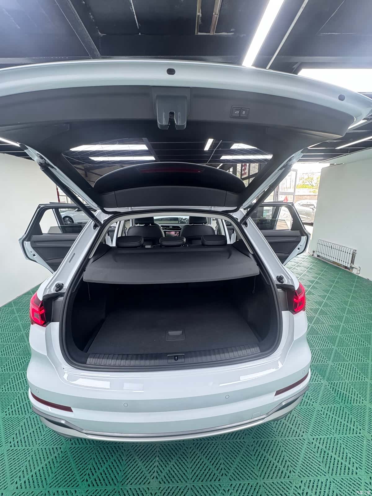 Audi Q3, 2022 15