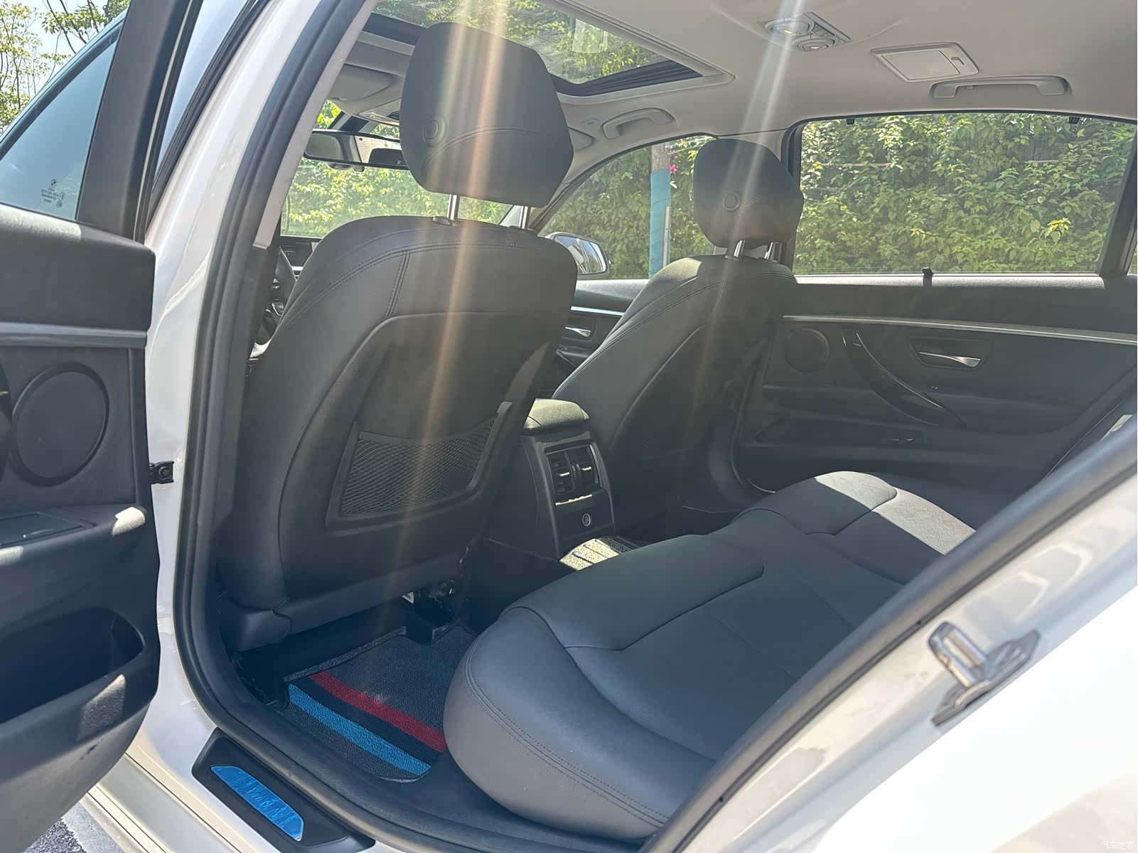 BMW 3 Series, 2018 8