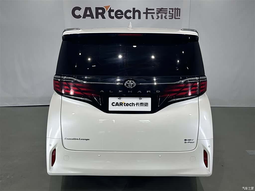 Toyota Alphard, 2024 21