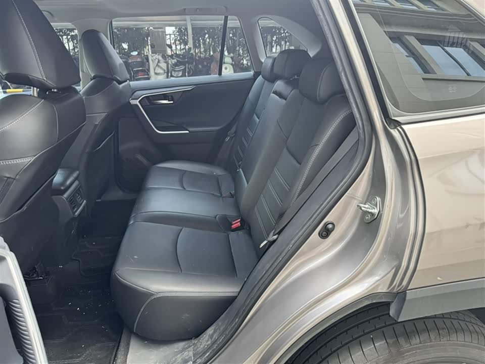 Toyota RAV4 Rongfang