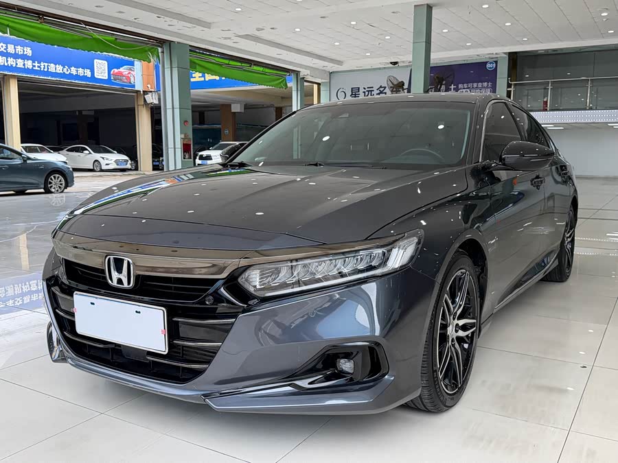 Honda Accord 2023, фото 1