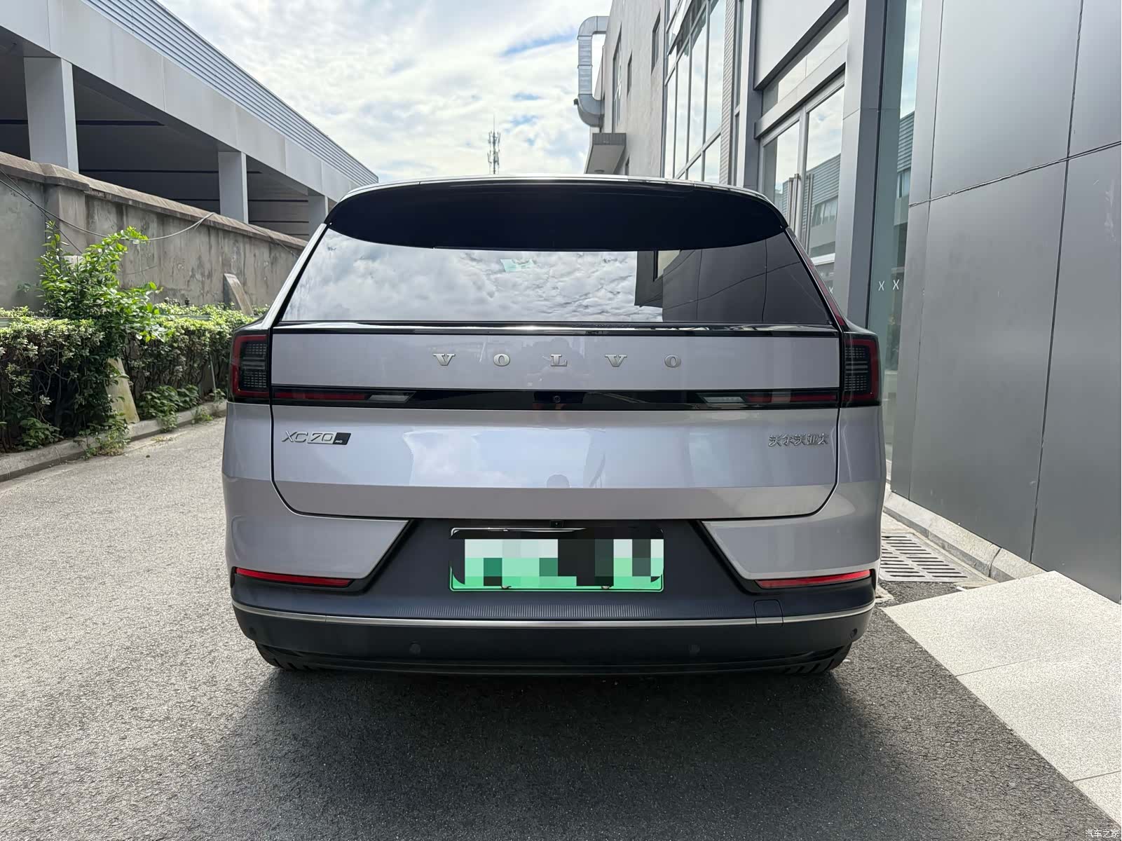 Volvo XC70, 2025 3