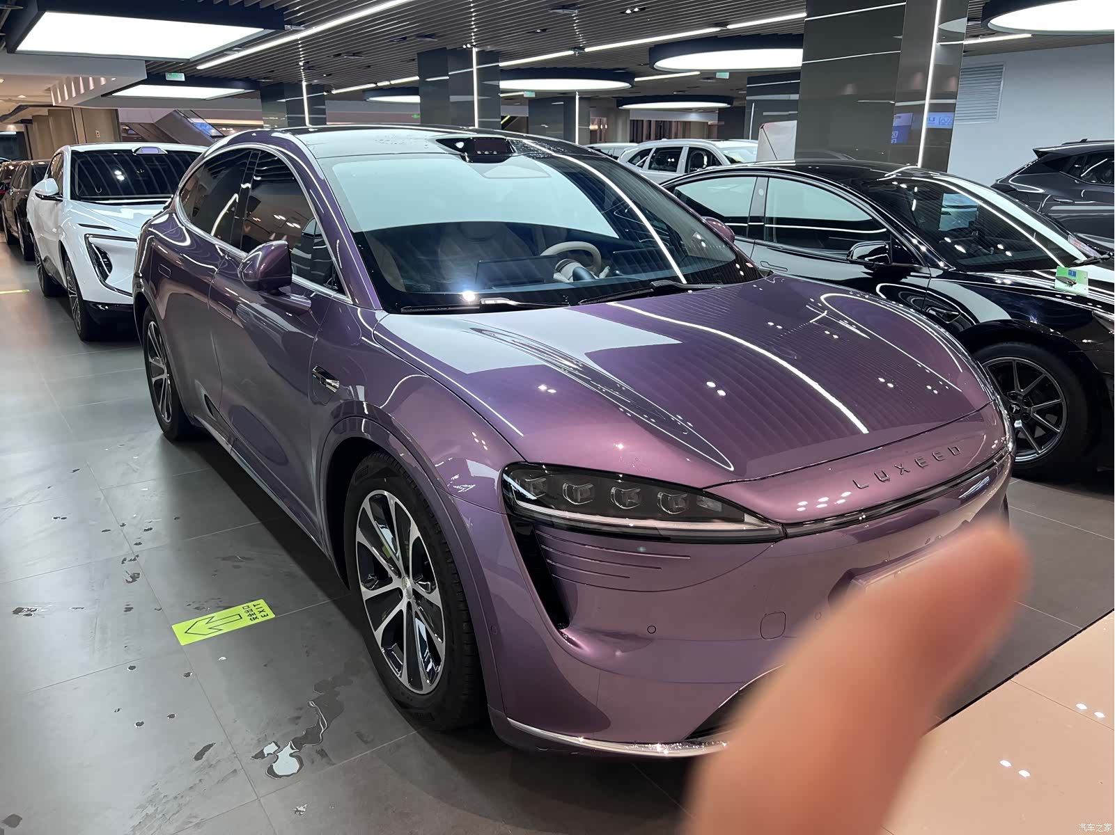 Luxeed R7, 2025 3