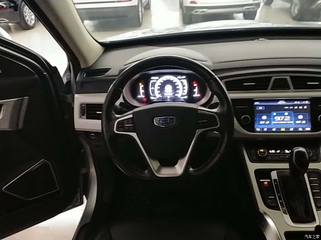 Geely Boyue, 2017 11