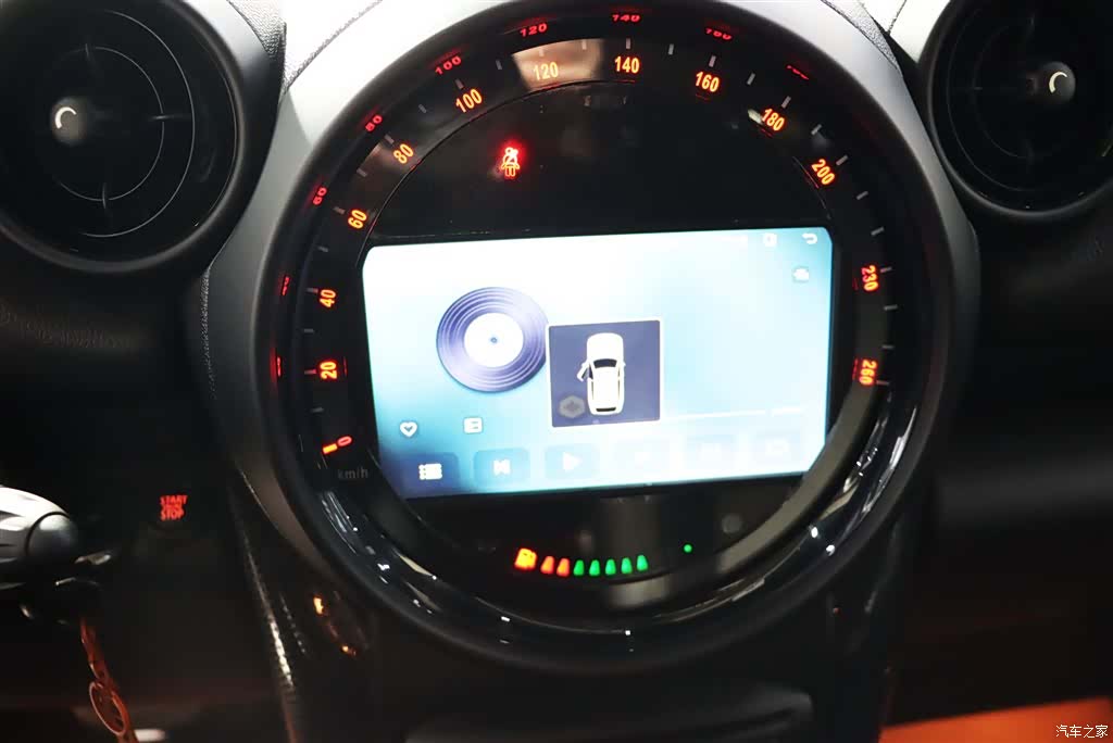 Mini Countryman, 2014 19