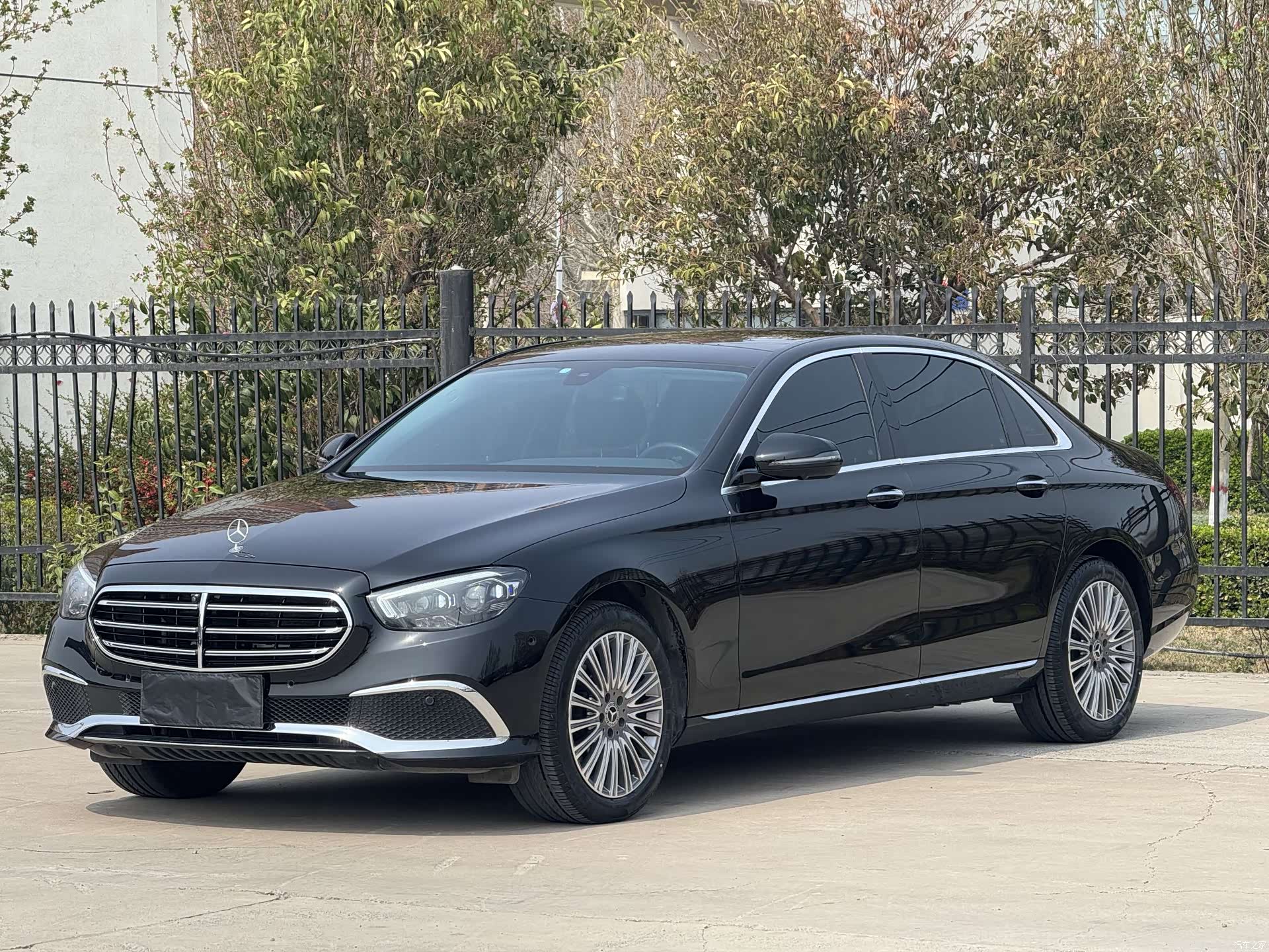 Mercedes-Benz E-Class, 2024 1